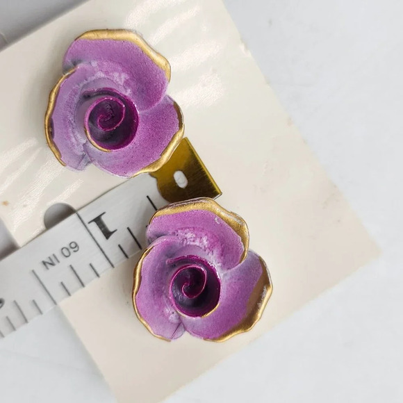 Vintage Hand Painted Enamel Rose Clip-On Earrings & Brooch Set New Old Stock - Picture 7 of 7